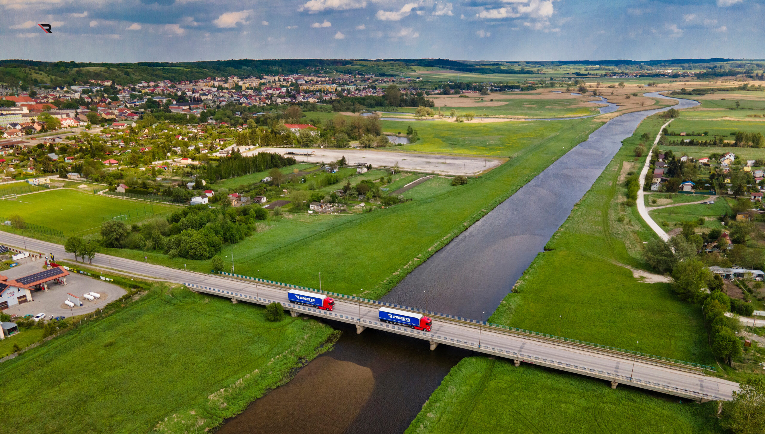 Jak wygląda proces logistyczny w transporcie ponadgabarytowym?